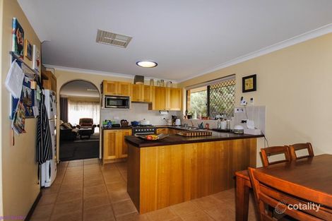 Property photo of 17 Radnor Road York WA 6302