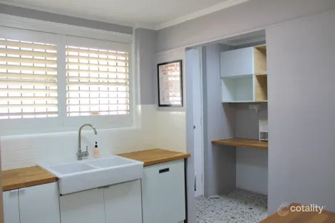 Property photo of 4/327A Cornwall Street Greenslopes QLD 4120