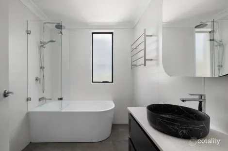 Property photo of 10/198-204 Marrickville Road Marrickville NSW 2204