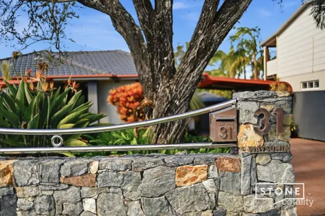 31 Watsonia Ave, Coffs Harbour, NSW 2450