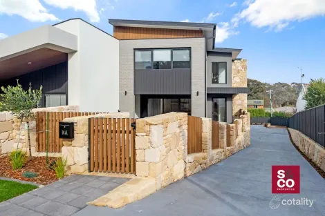 Property photo of 14 Sabine Close Garran ACT 2605