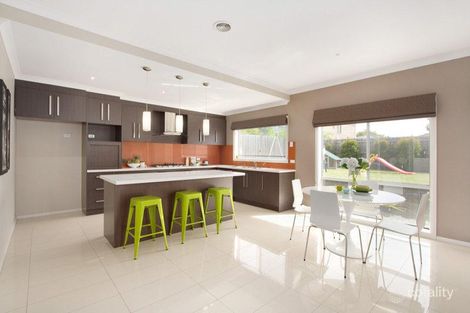 Property photo of 34 Tralee Circuit Narre Warren VIC 3805