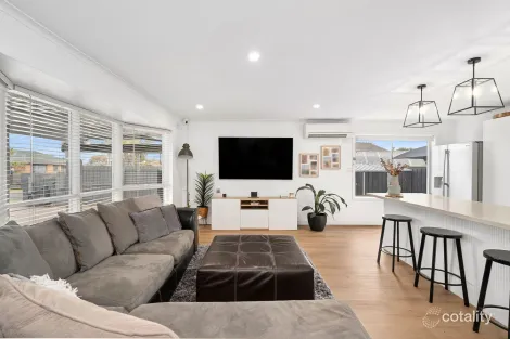 Property photo of 1/11 Saintfield Street Lara VIC 3212