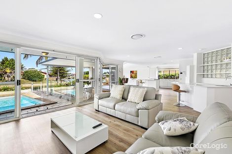 Property photo of 31 Sophie Avenue Broadbeach Waters QLD 4218