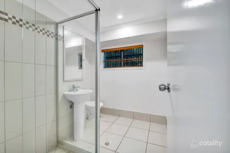 Property photo of 2/53 Shetland Street Morningside QLD 4170