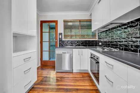 Property photo of 2/53 Shetland Street Morningside QLD 4170