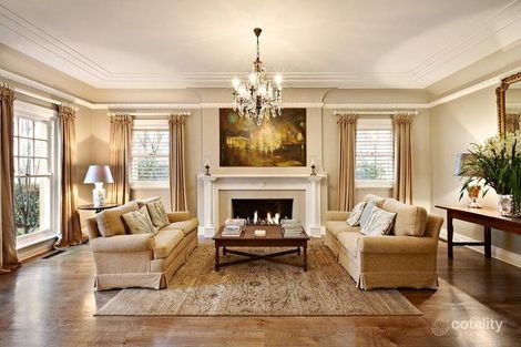 Property photo of 17 Huntingfield Road Toorak VIC 3142