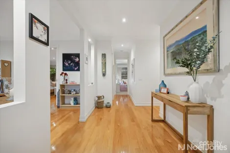 Property photo of 2/12 Centre Road Vermont VIC 3133