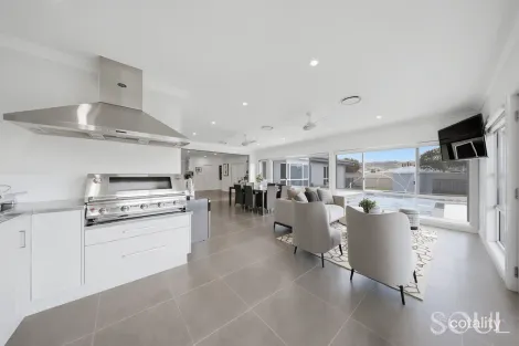 Property photo of 31 Madden Drive Griffith NSW 2680