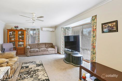 Property photo of 3 Bean Court Whittington VIC 3219