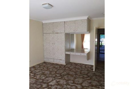 Property photo of 2 Learmonth Street Hamilton VIC 3300