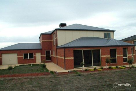 Property photo of 11 Chestnut Way Sunbury VIC 3429