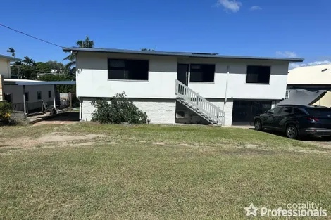 Property photo of 28 Hibiscus Avenue Sun Valley QLD 4680