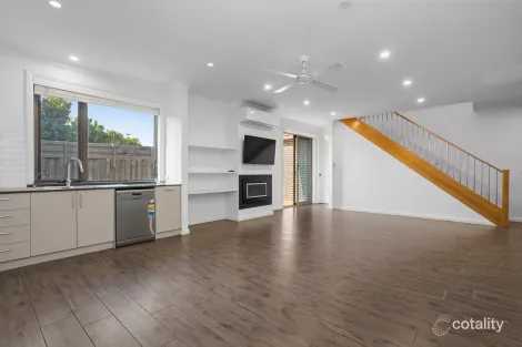 Property photo of 26 Heather Avenue Brooklyn VIC 3012