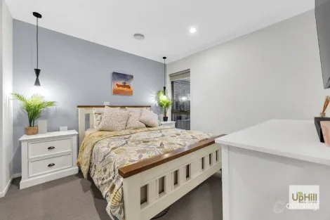 Property photo of 46 Adriatic Circuit Clyde VIC 3978
