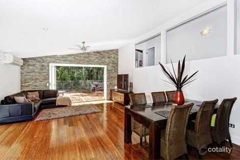 Property photo of 7 Otayba Place Avoca Beach NSW 2251