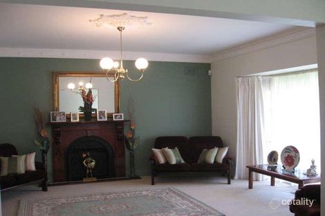 Property photo of 2 Helen Court Cheltenham VIC 3192