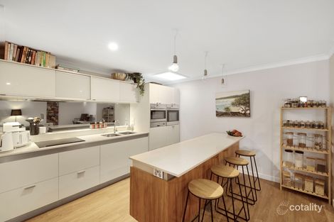 Property photo of 2/13 Sunbird Street Burleigh Waters QLD 4220