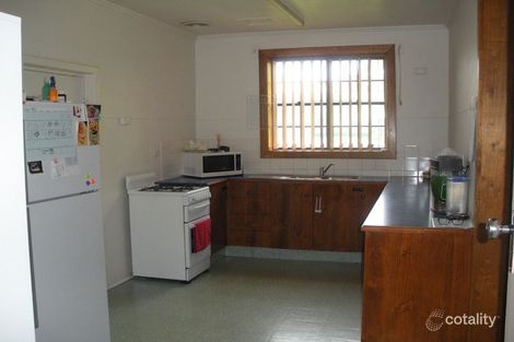 Property photo of 37 Lake Terrace East Mount Gambier SA 5290