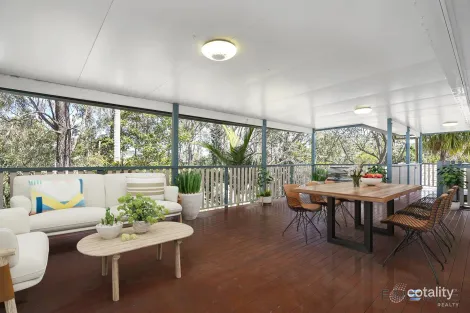 12 Oak St, Bundamba, QLD 4304