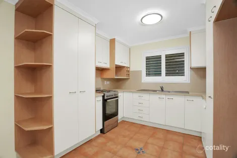 Property photo of 12 Oak Street Bundamba QLD 4304