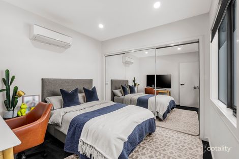 Property photo of 2/96 Civic Parade Altona VIC 3018