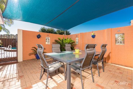 Property photo of 38 Roycroft Avenue Mount Warrigal NSW 2528