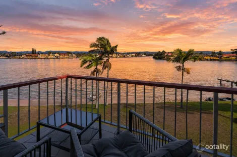 13/29 Duet Dr, Mermaid Waters, QLD 4218