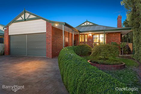 Property photo of 11 Maralee Court Berwick VIC 3806