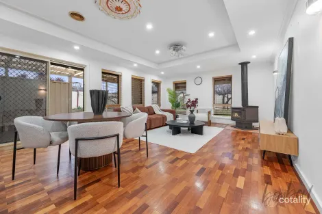 Property photo of 9 Hermitage Court Meadow Heights VIC 3048