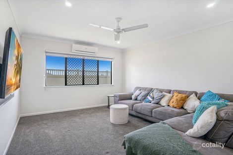 Property photo of 28 Bulleringa Loop Mount Peter QLD 4869