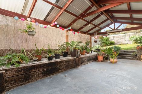 Property photo of 8 Overall Drive Skye VIC 3977