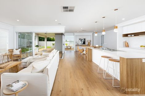Property photo of 11 Wiveon Street Gobbagombalin NSW 2650