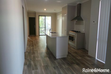 Property photo of 75 Thornbill Crescent Coodanup WA 6210