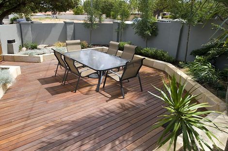 Property photo of 176 Herbert Street Doubleview WA 6018