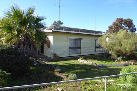 Property photo of 213 Woods Street Donald VIC 3480