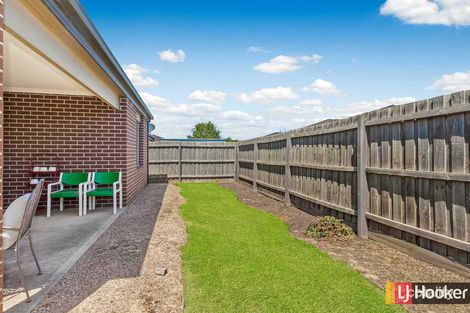 Property photo of 15 Tussock Drive Wallan VIC 3756