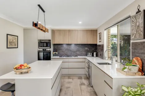 Property photo of 6 Cypress Street Highfields QLD 4352