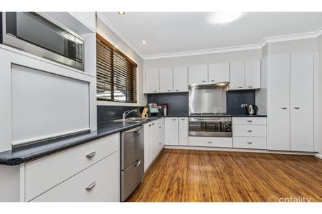 Property photo of 25 Howell Crescent Kangaroo Flat VIC 3555