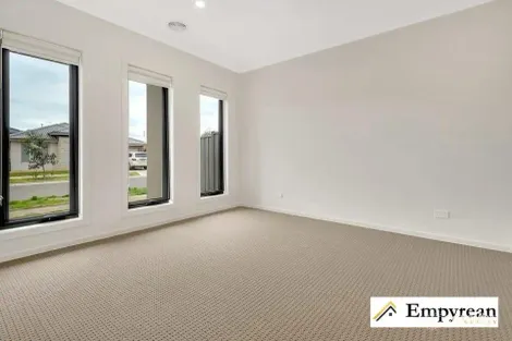 Property photo of 51 Pascal Crescent Kalkallo VIC 3064