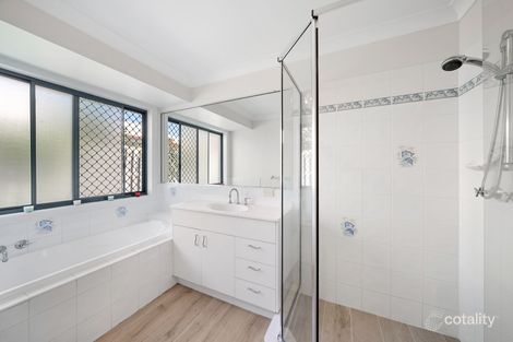 Property photo of 7 Crestwood Close Ormiston QLD 4160
