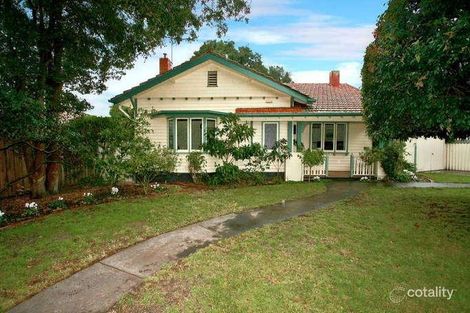 Property photo of 21 Murrumbeena Crescent Murrumbeena VIC 3163