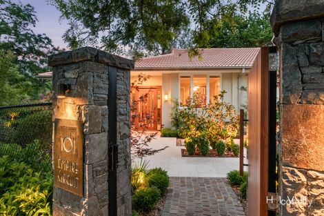 Property photo of 101 Empire Circuit Deakin ACT 2600