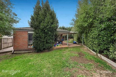 Property photo of 11 Edgewood Close Narre Warren South VIC 3805