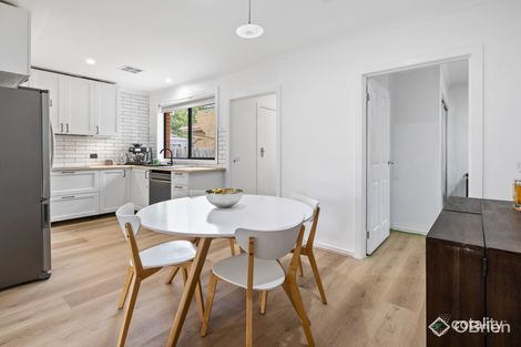 Property photo of 12 Hogan Grove Werribee VIC 3030