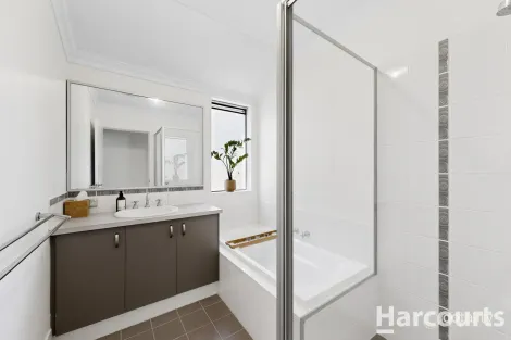 Property photo of 17 Jedburgh Loop Sinagra WA 6065