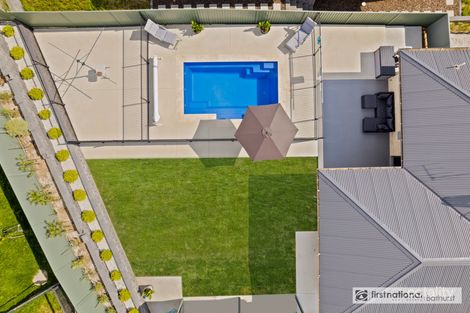 Property photo of 32 Governors Parade Windradyne NSW 2795