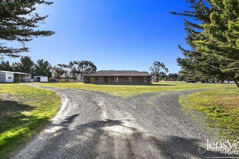 175 Gearys Lane, Ballan, VIC 3342