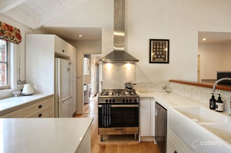 Property photo of 5 South Road Woodend VIC 3442