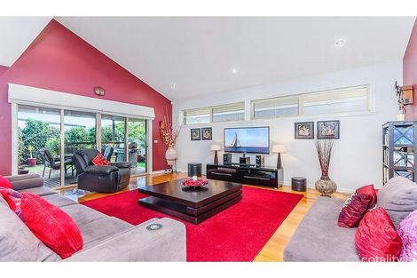 Property photo of 15 Grieve Avenue Indented Head VIC 3223